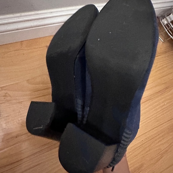 Ankle Boots - Picture 5 of 5